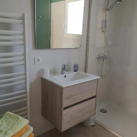 Πανσιόν Chevrefeuille Appartement Meuble 4*