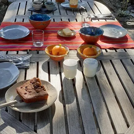 Maison Chevrefeuille, Et Guest house